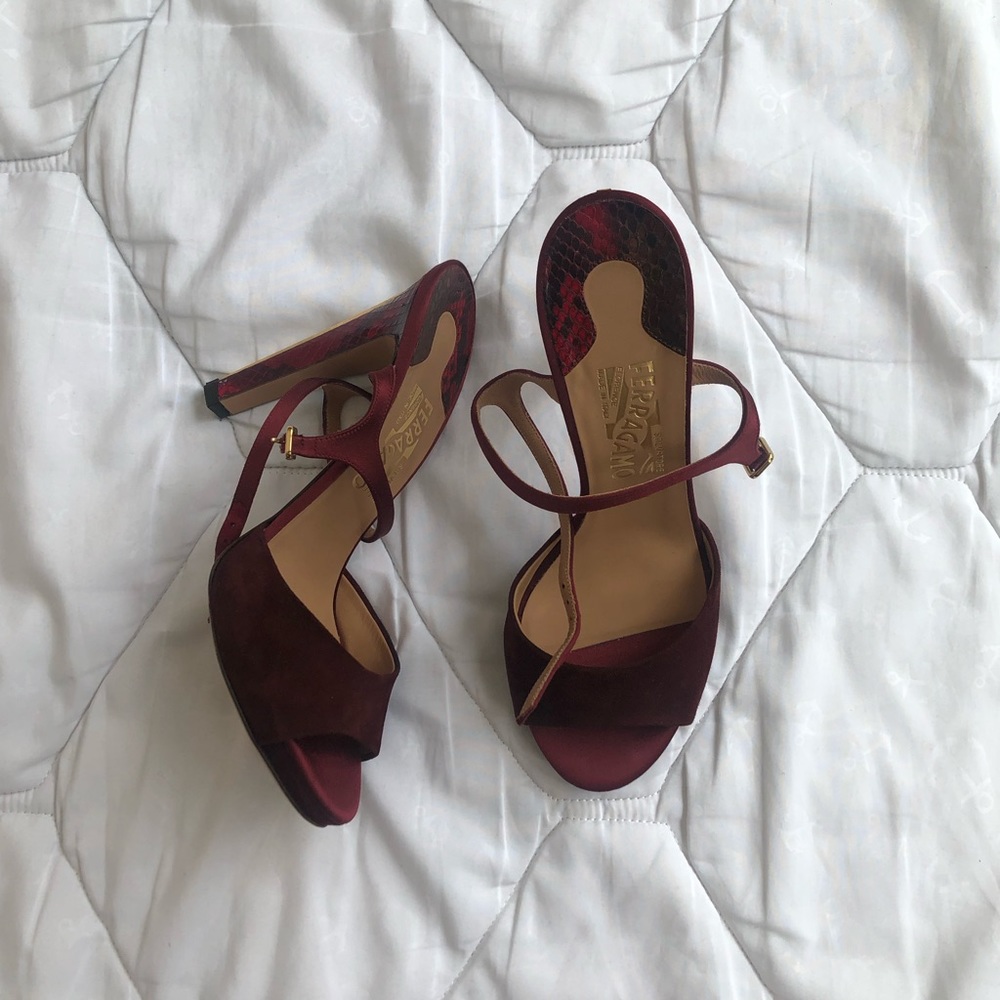 Salvatore Ferragamo Tasha Red/Gold Velvet Heels